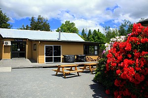 Big Kitchen (80-90)